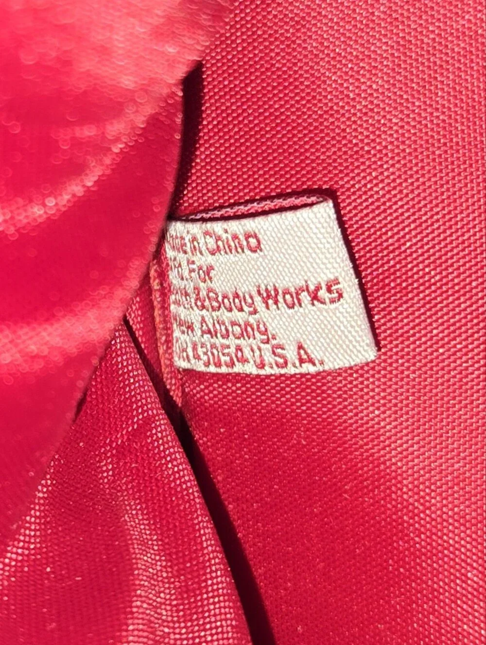 Vintage Bath Body Works Red Faux Croc Duffel Weekender Y2K Travel Bag Size 18